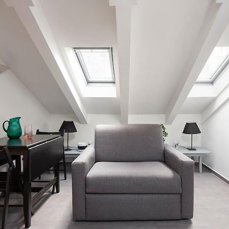 ميلان 1 Bedroom & 1 Living Room Apt - Duomo 7 المظهر الخارجي الصورة